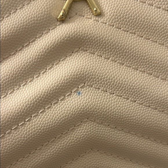 Yves Saint Laurent Ivory Quilted Wallet - Picture 5 of 5